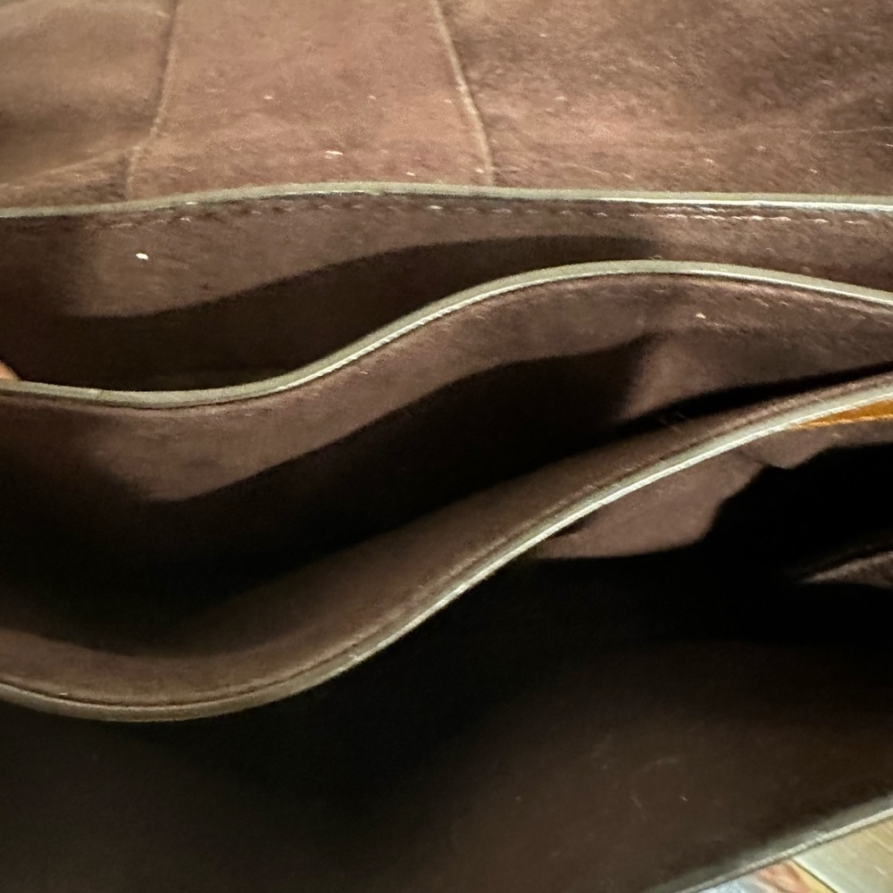 Classic Michael Kors Leather Purse - Picture 7 of 8